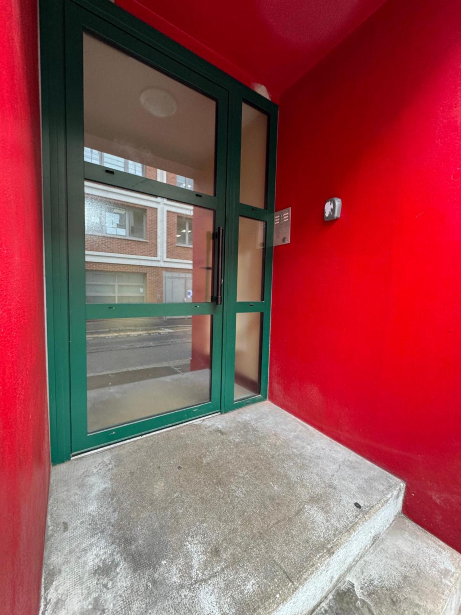 Beau Plein Centre Apartment